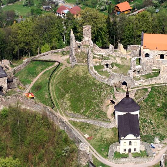 Potštejn_rom_air_M-3